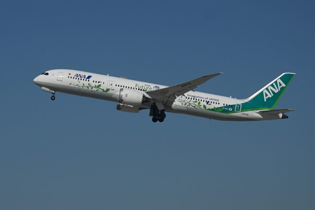 ANA taking off at Los Angeles International Airport November 2024