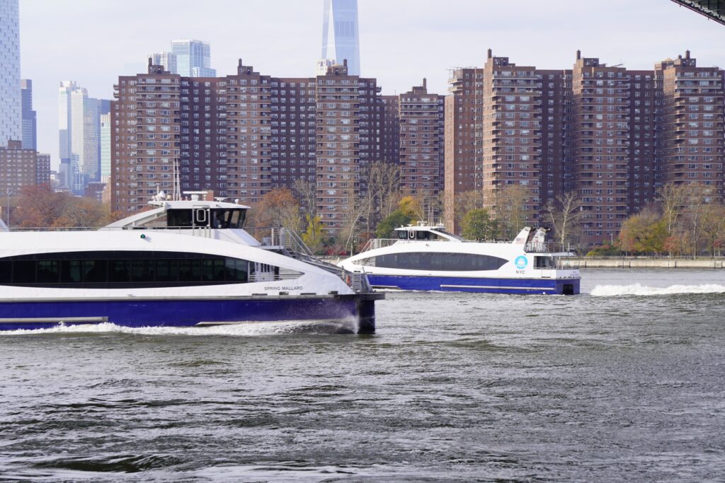 DSC00454 A view from a New York riverside seen in New York City in November 2021