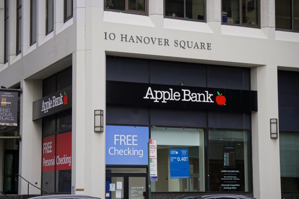 DSC00527 Apple Bank seen in New York City in November 2021