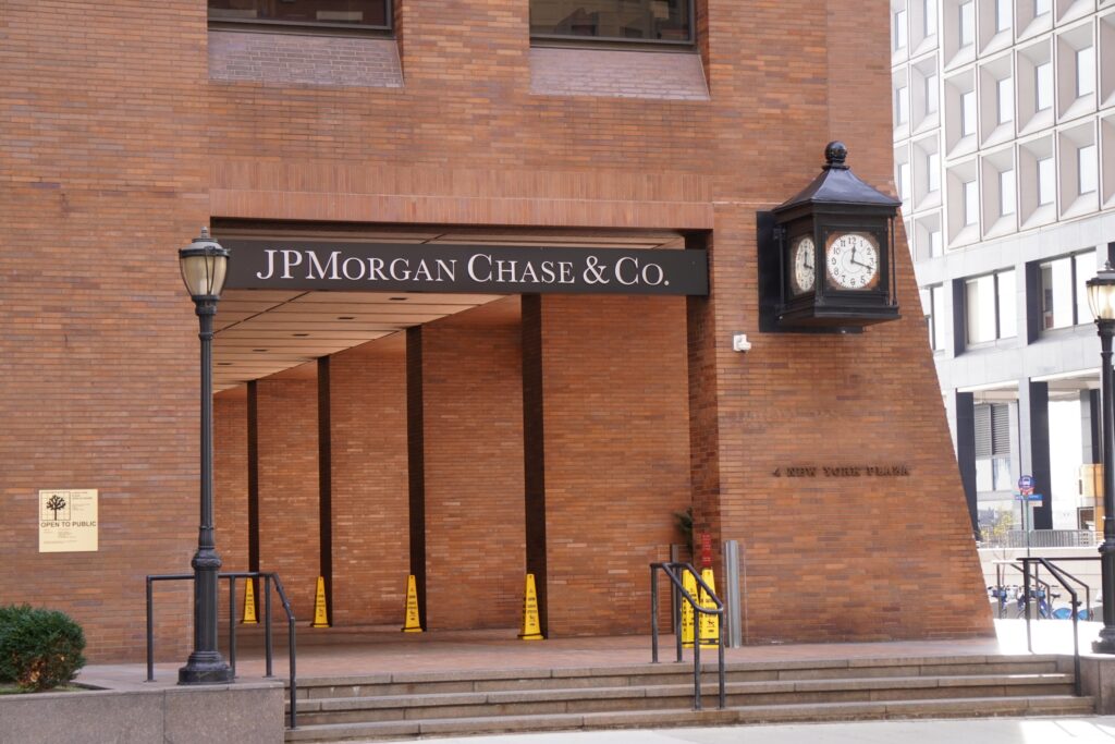DSC00555 JP Morgan Chase & Co. seen in New York City in November 2021