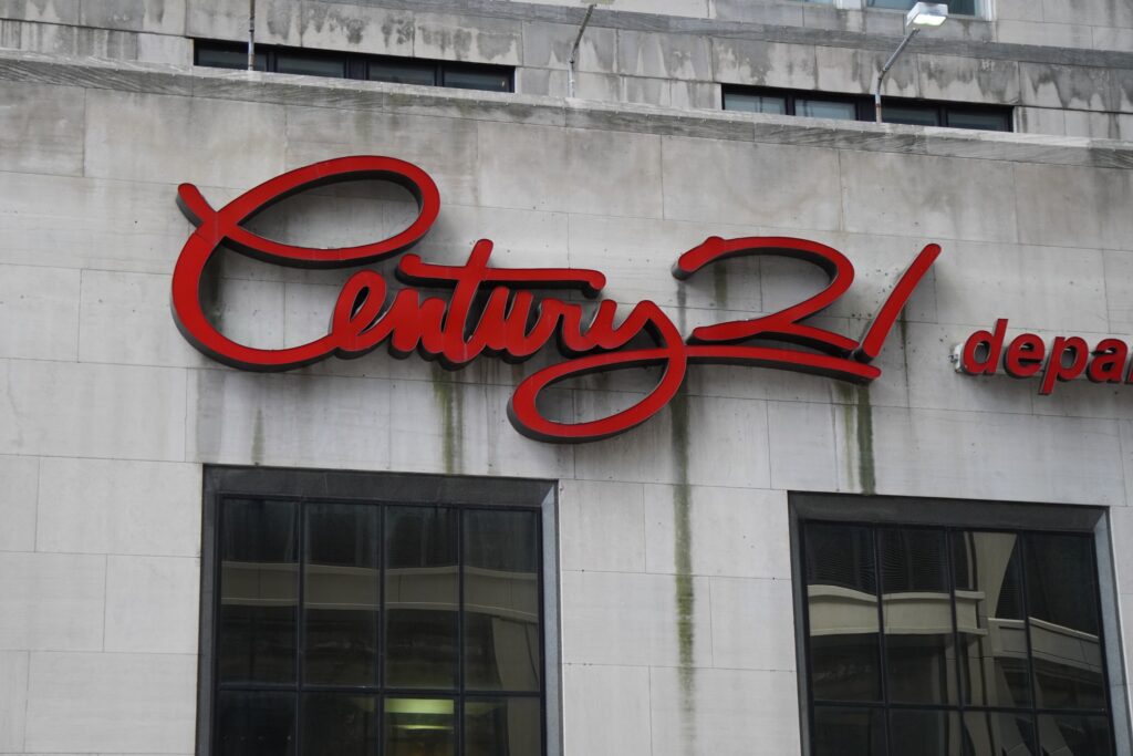 DSC00937 Century 21 seen in New York City in November 2021