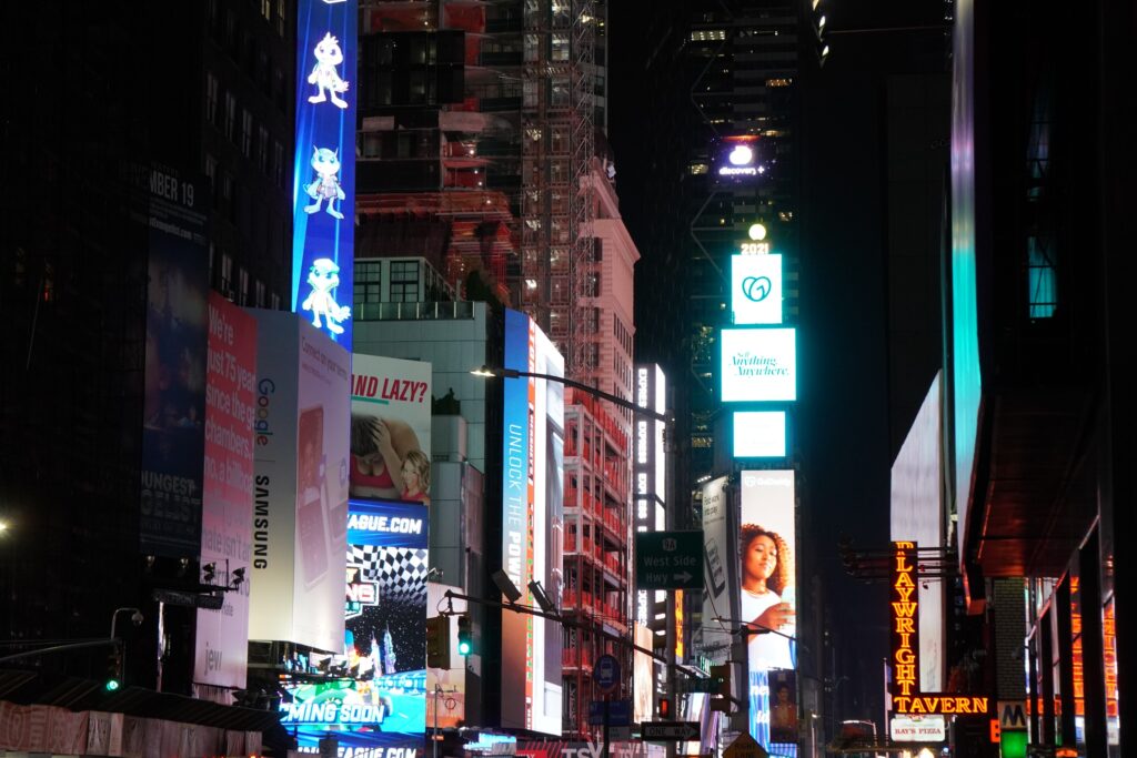 DSC01229 seen in New York City in November 2021