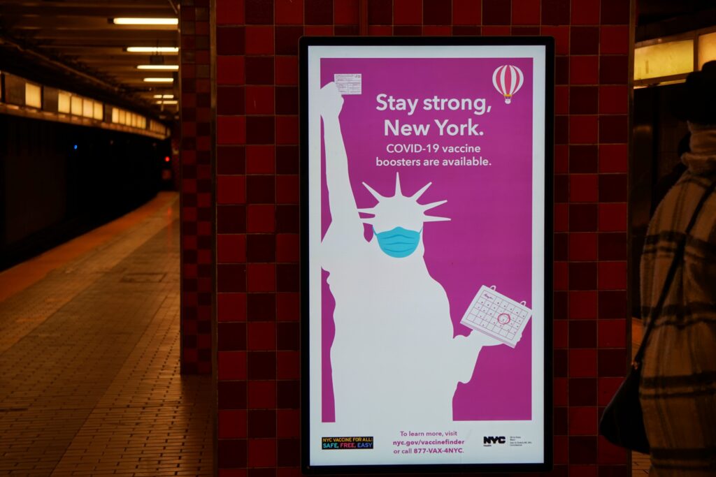 DSC01580 Stay strong poster Covid 19 seen in New York City in November 2021