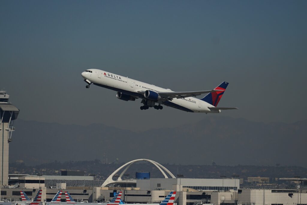 Delta take off at Los Angeles International Airport November 2024