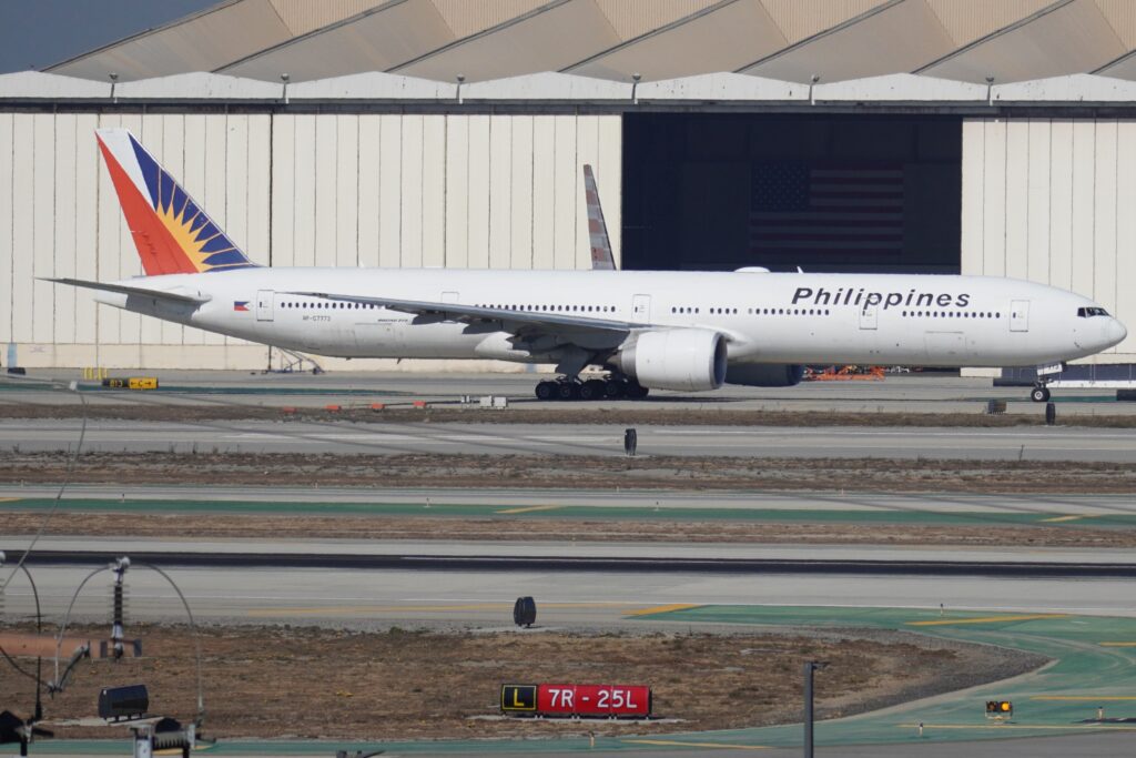 PHILIPPINES AIRLINES AIRCRAFT at Los Angeles International Airport November 2024